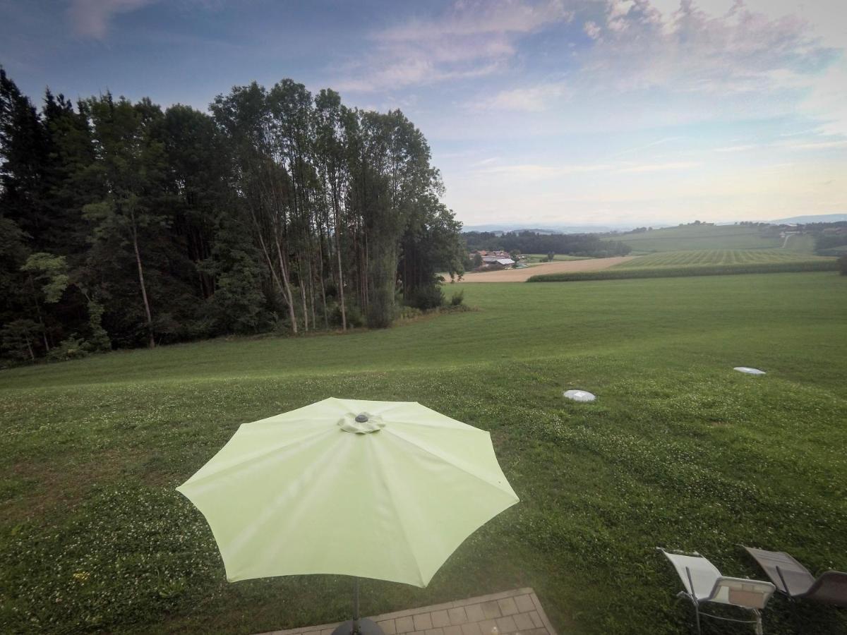 Ferienwohnung Im Bayerischen Wald Tittling Luaran gambar